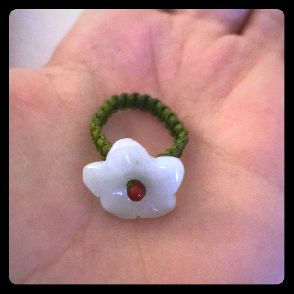 Flower Ring - Picture 2 of 2
